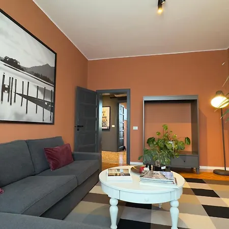 Br Train Station Apartamento *